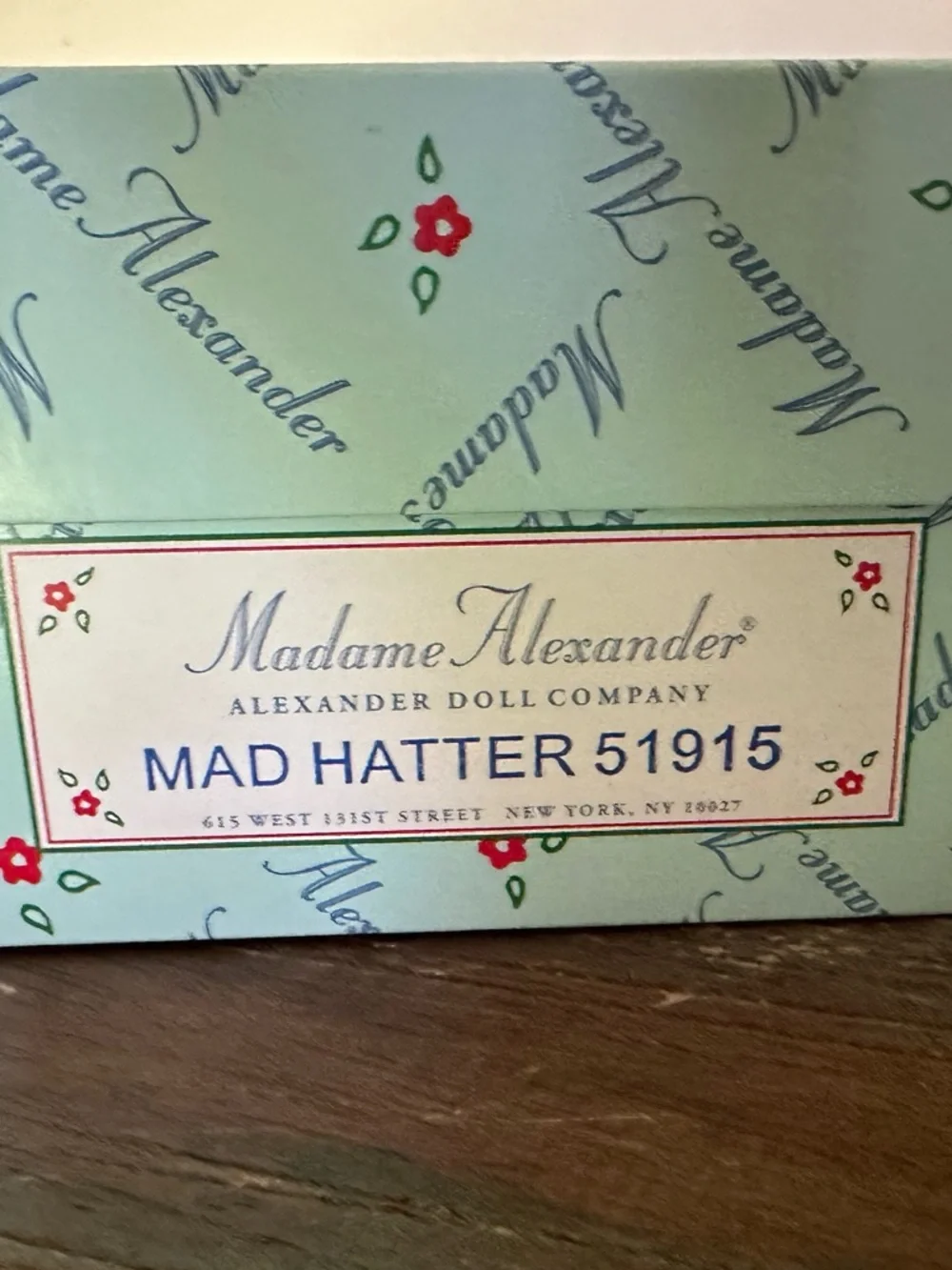 Mad Hatter Madame Alexander Alice in Wonderland 51915 vintage NIB 8” doll - Picture 6 of 7